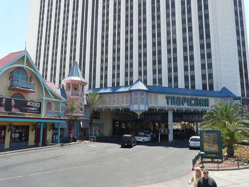 Tropicana P1020849.JPG
